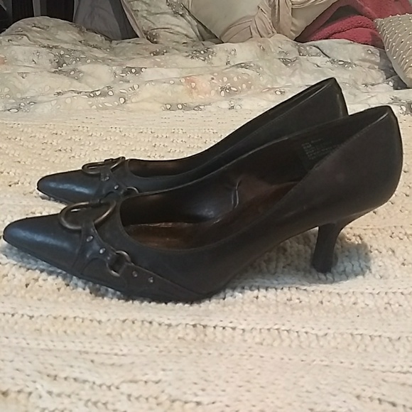 Shoes - Picture 2 of 2